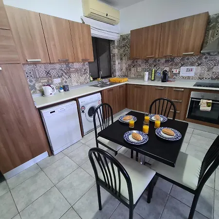 Spacious Seafront Apt Next To Sliema-Valeta Ferry Exterior foto